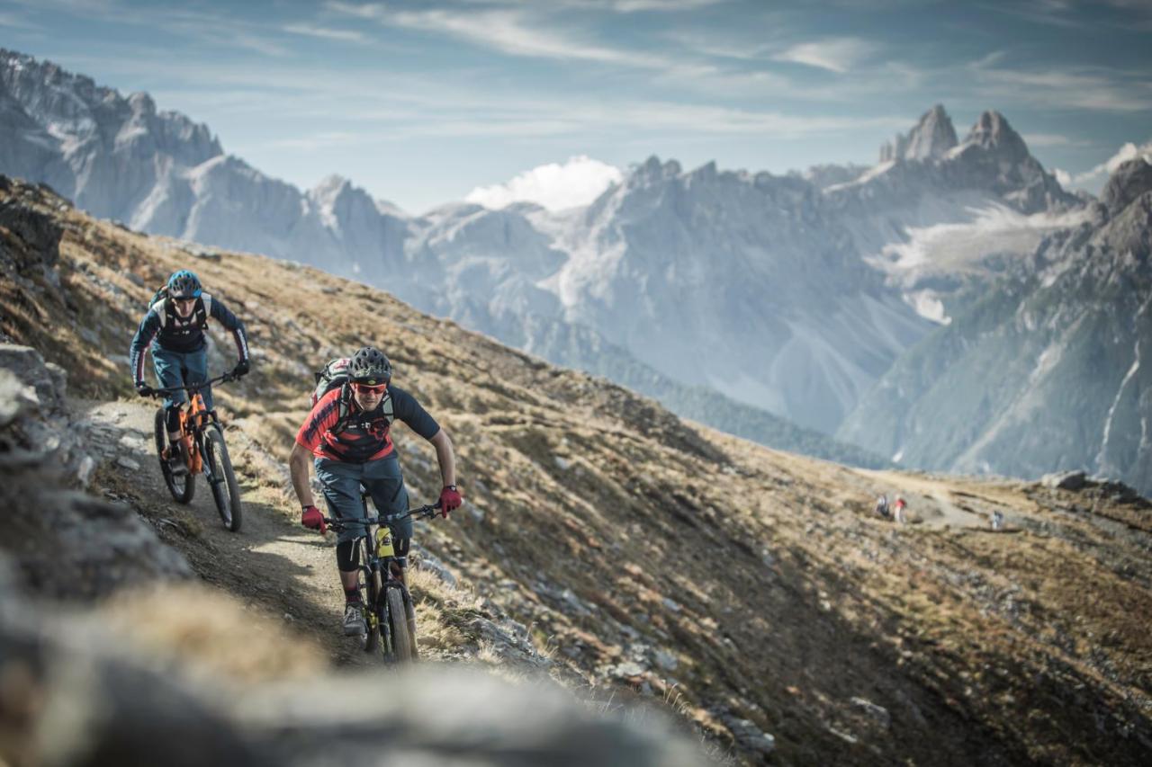 Loewe Dolomites Hotel San Candido Bagian luar foto